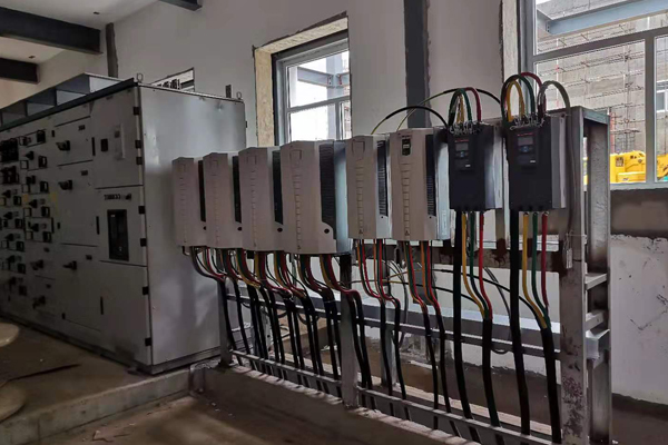 一腔熱血暖寒冬，拼搏奮進保節(jié)點——來自工程前線的報道